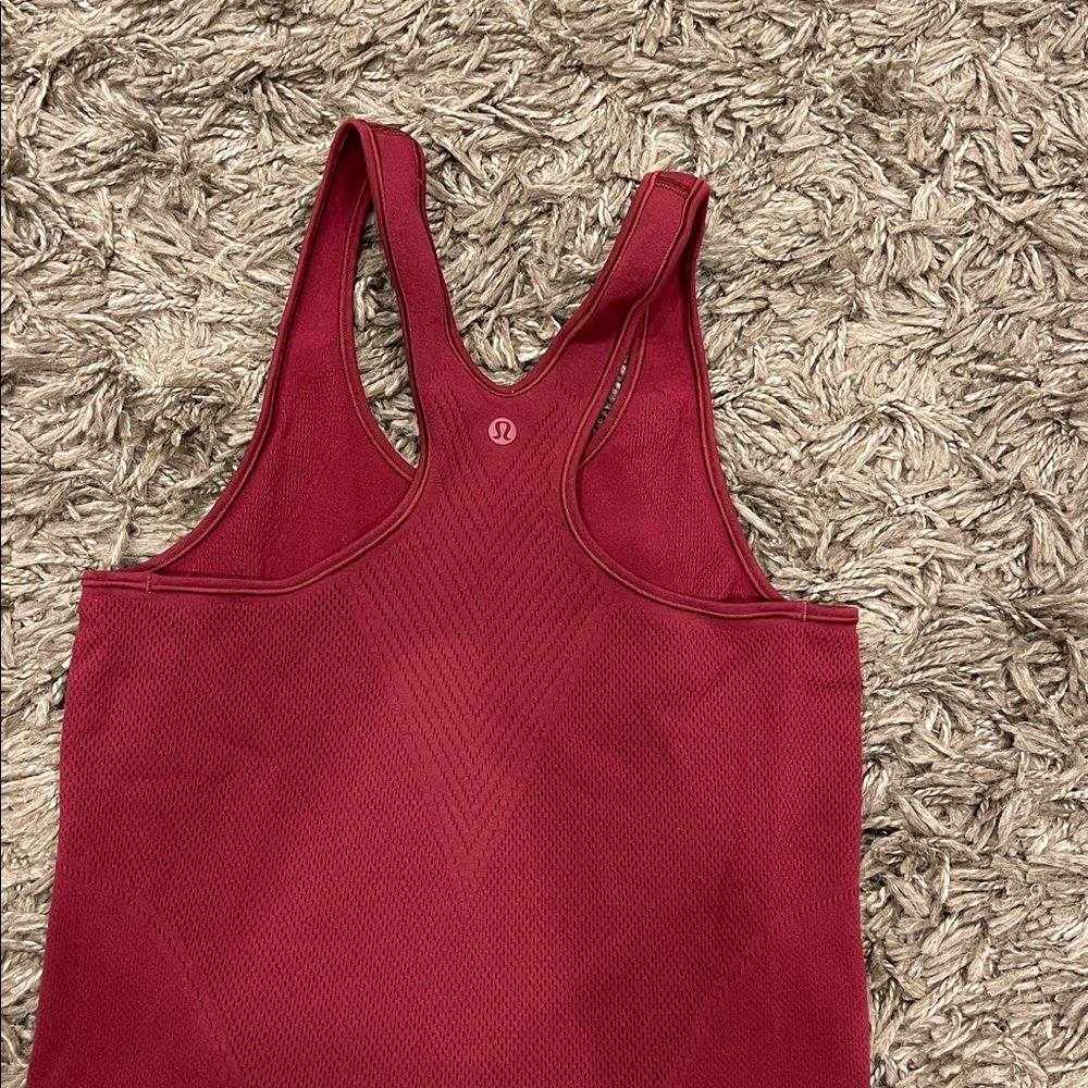Lululemon Reveal Racerback
Deep Rouge Size 6 - Picture 2 of 8